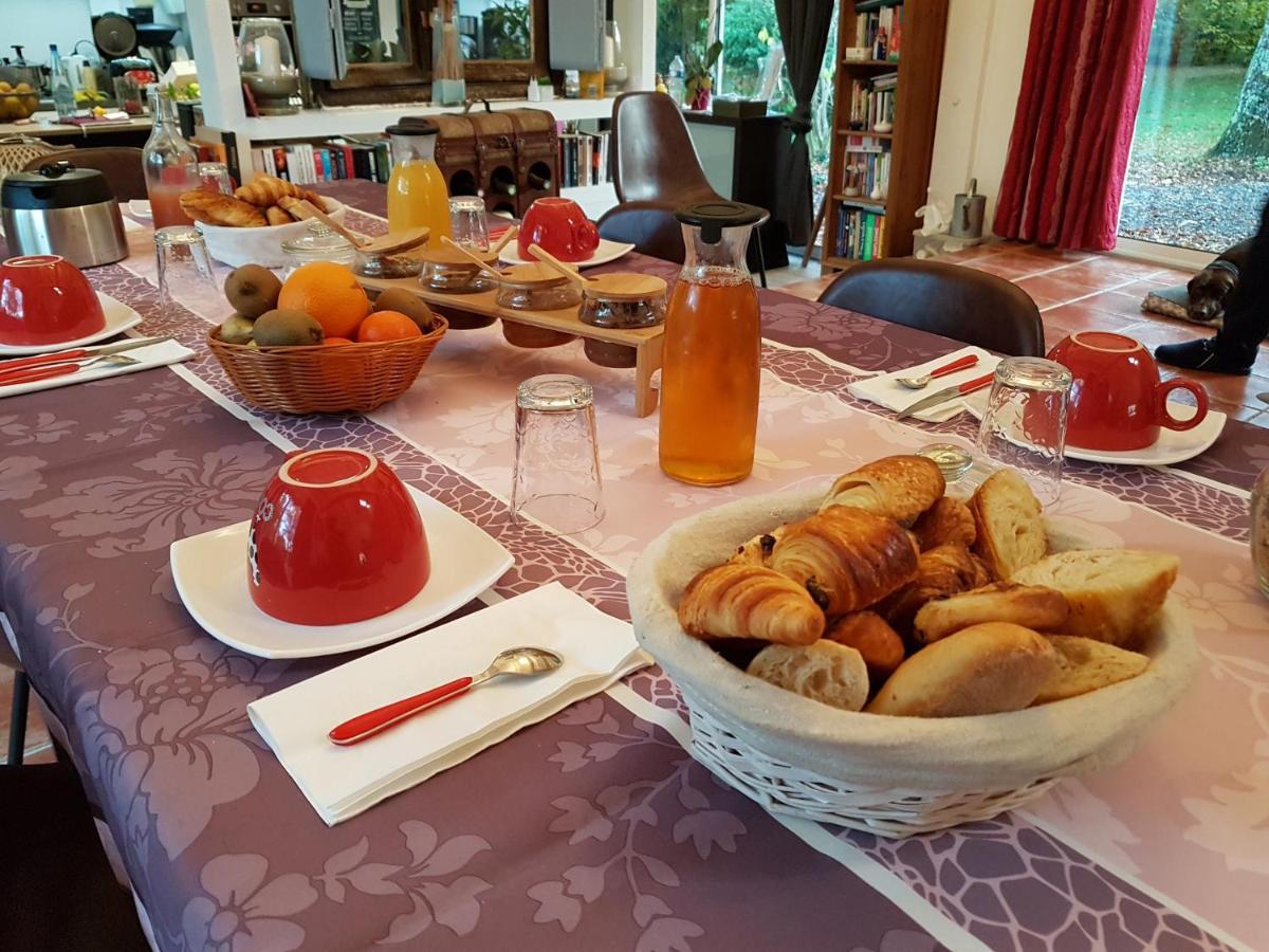 Domaine De Sahil Bed & Breakfast Saint-Romain-sur-Cher Exterior photo